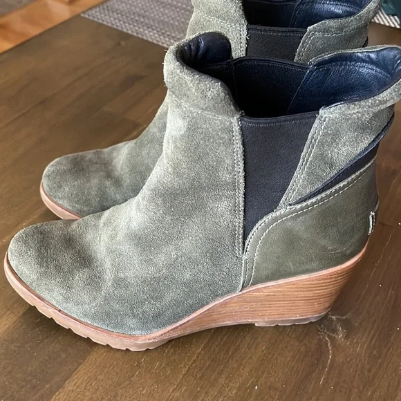 Sorel 8.5 after hours suede wedge - Picture 3 of 9